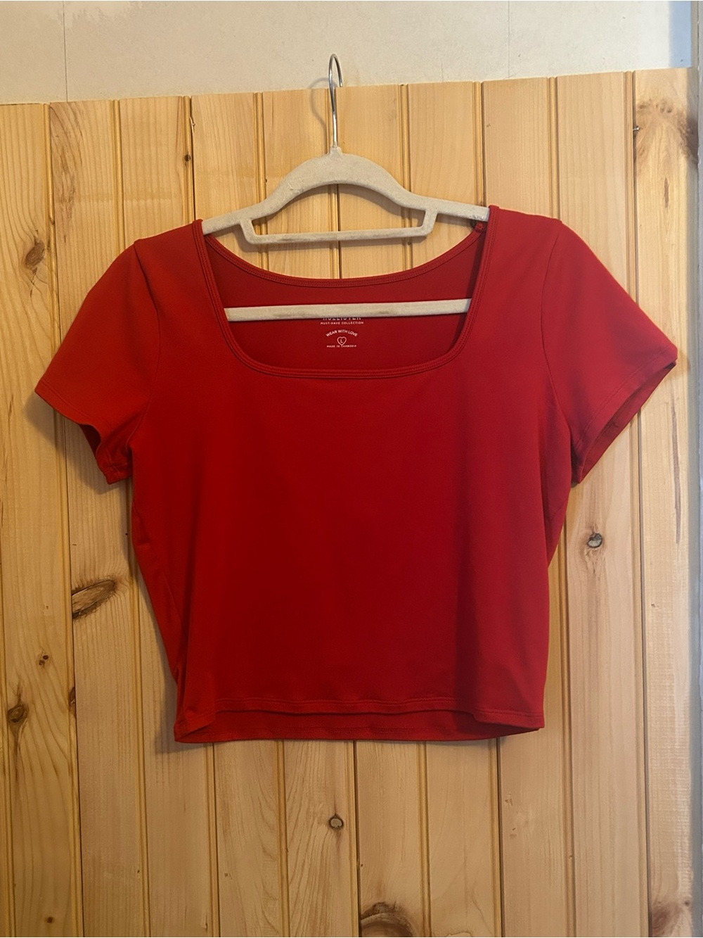 Hollister Red Scoop Neck Short Sleeve Fitted Crop Top